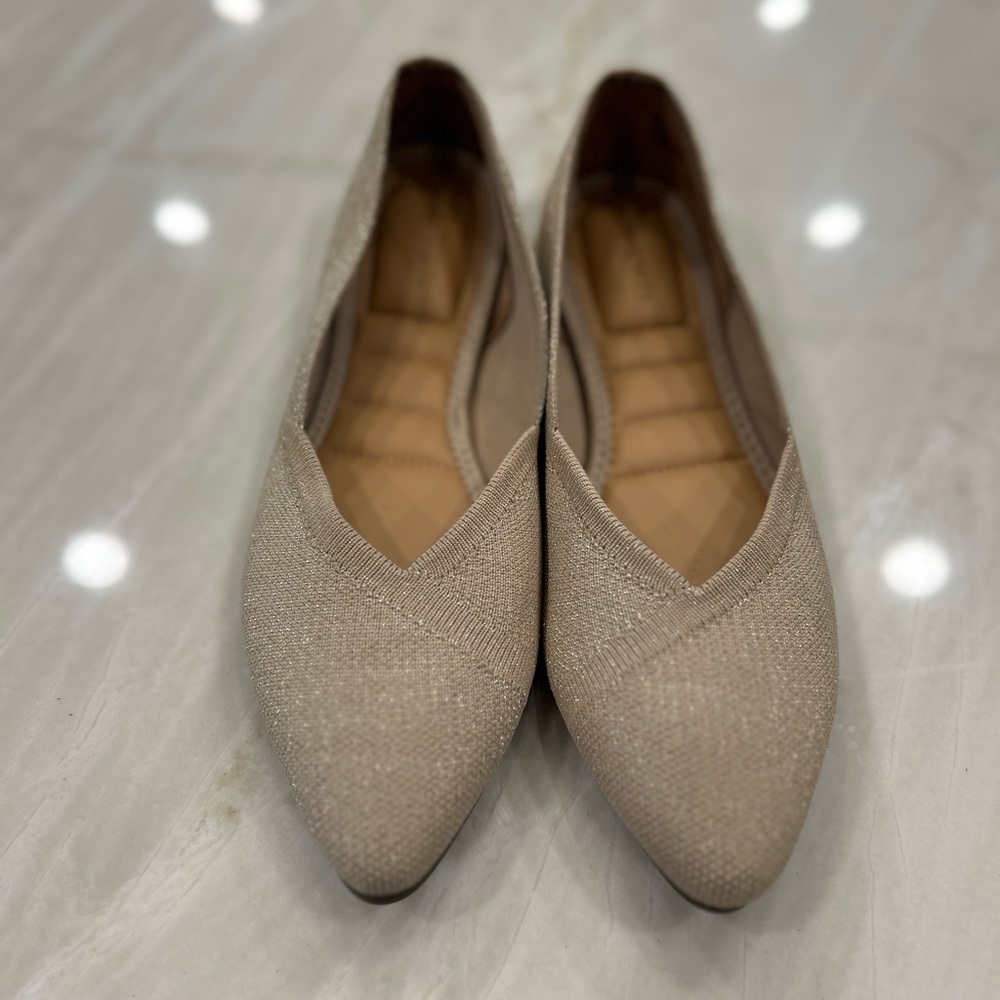Elegant Tan Women's Flats